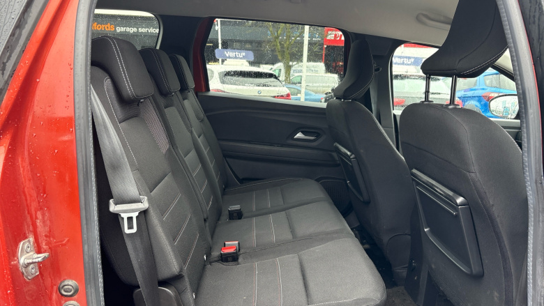 Dacia Jogger 1.0 TCe Extreme SE 5dr Petrol Estate